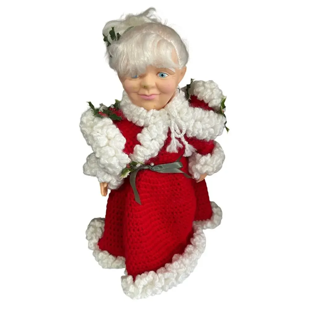 Handmade Crochet Mr. & Mrs. Claus Christmas Dolls Holiday Decor Set of 2